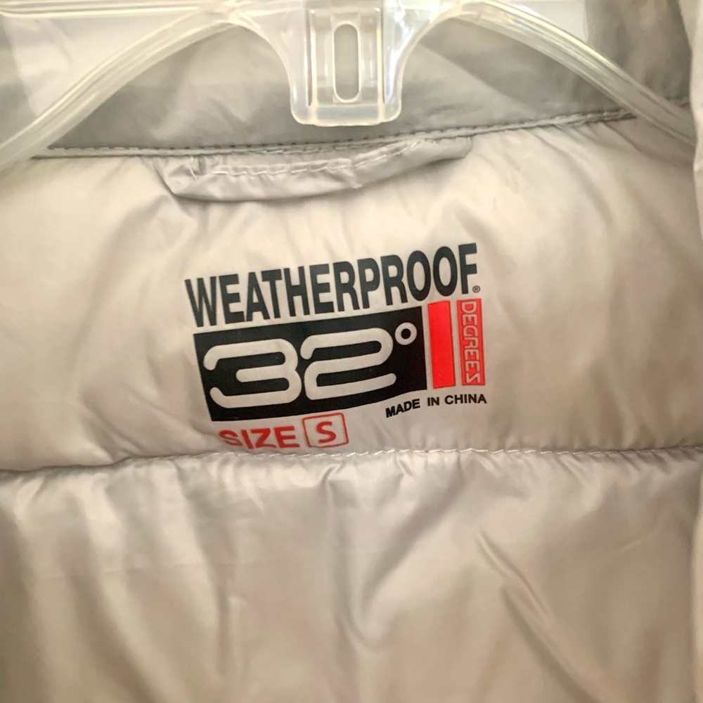 32 Degrees women’s down best. Size small